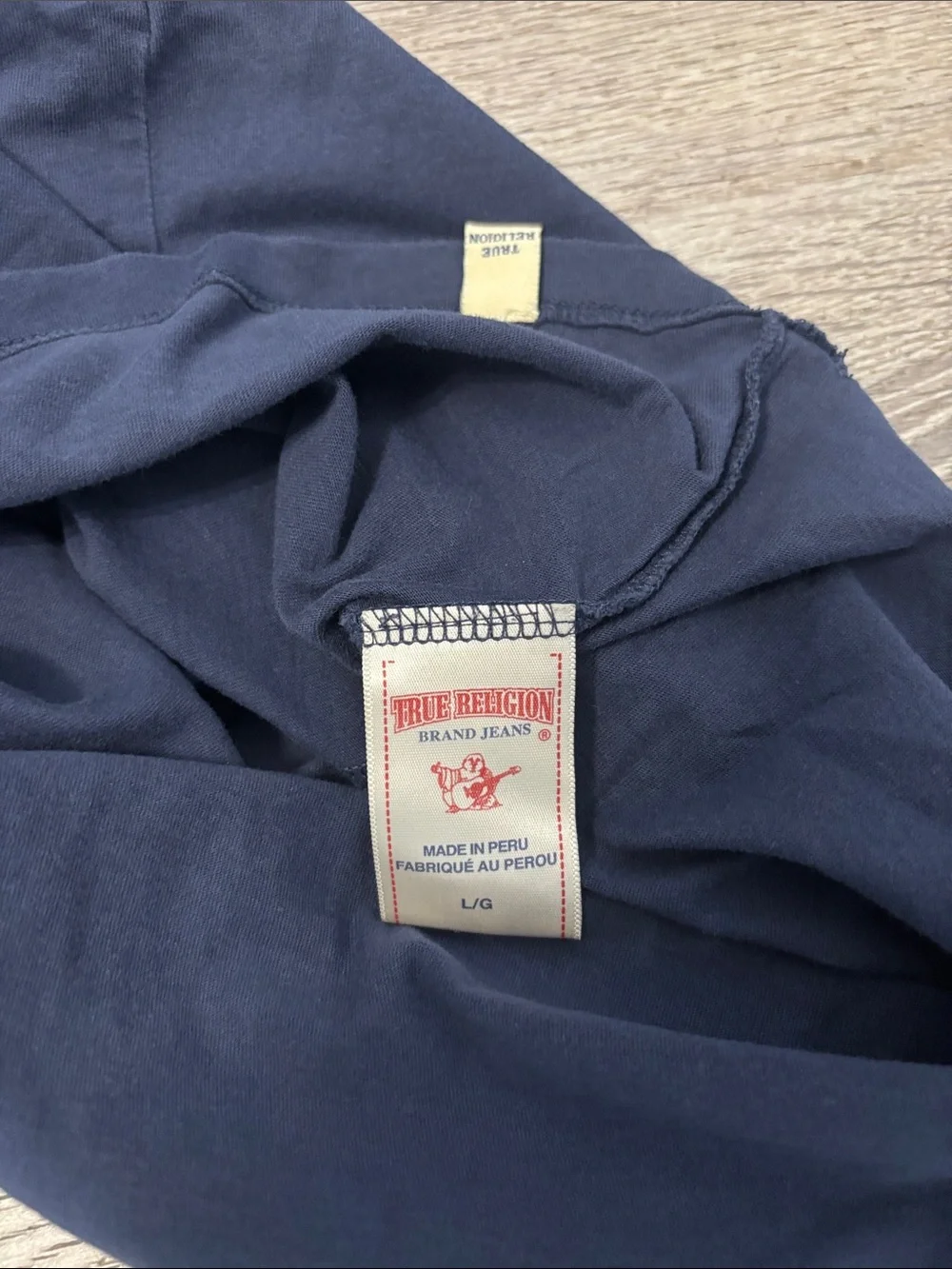 True Religion Men's Navy Blue V-Neck T-Shirt Large 100% Cotton